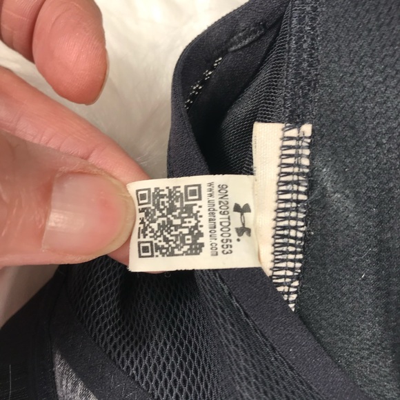 Under Armour Sport Bra Heat Gear Size 32C. Grey Black - Picture 7 of 7